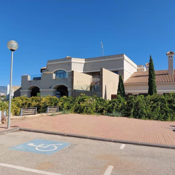 Un Oasis En Hacienda Del Alamo Apartamento