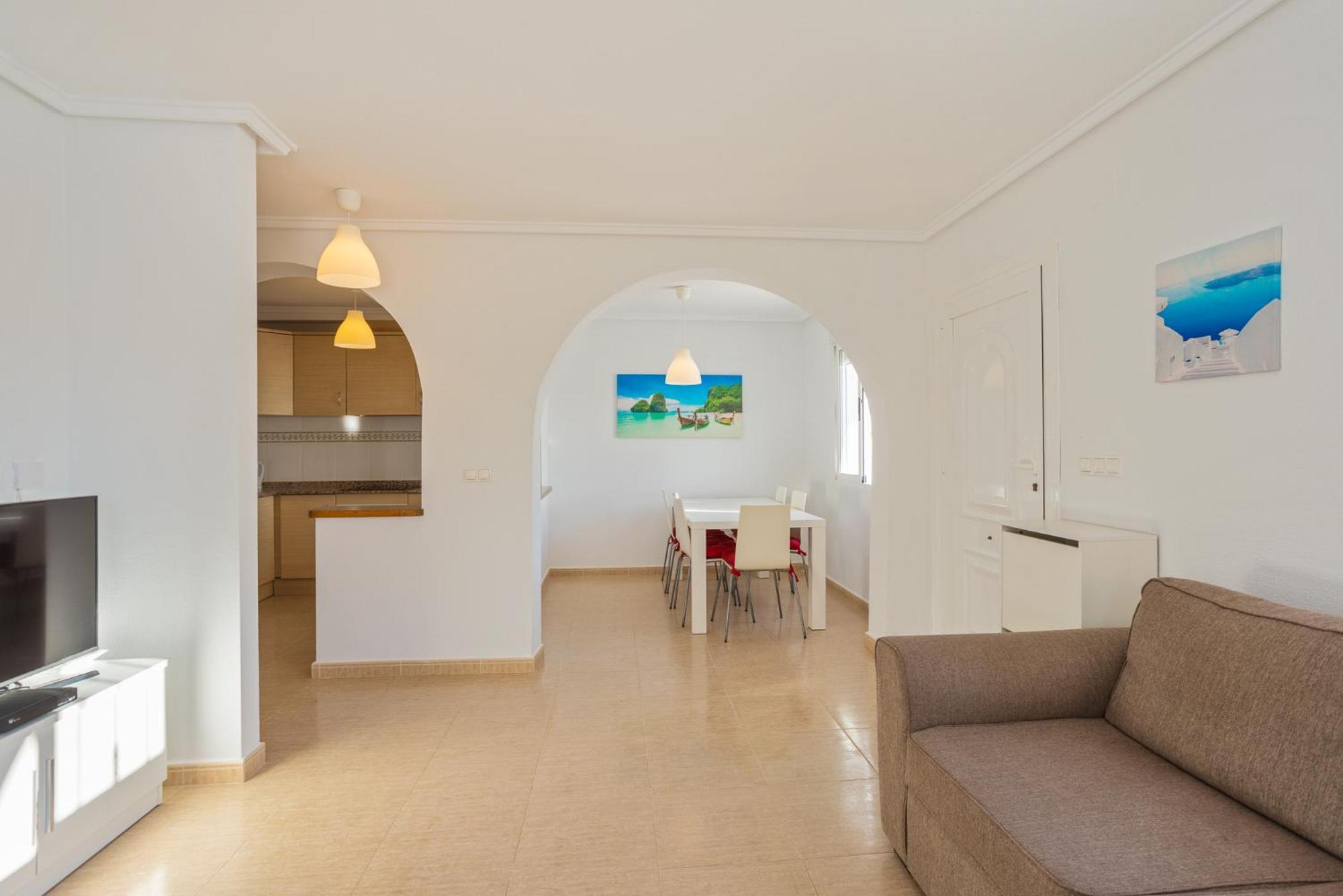 Сasa de vacaciones 4 Bed Private Heated Pool New Sierra Golf