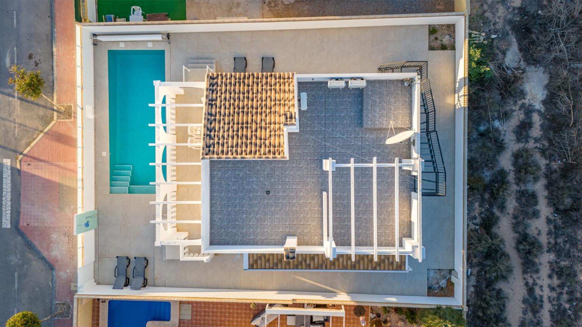 Сasa de vacaciones 4 Bed Private Heated Pool New Sierra Golf *