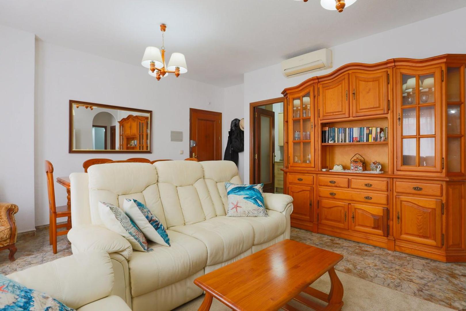 Sunny Seaside Getaway In Mar Menor Apartamento *