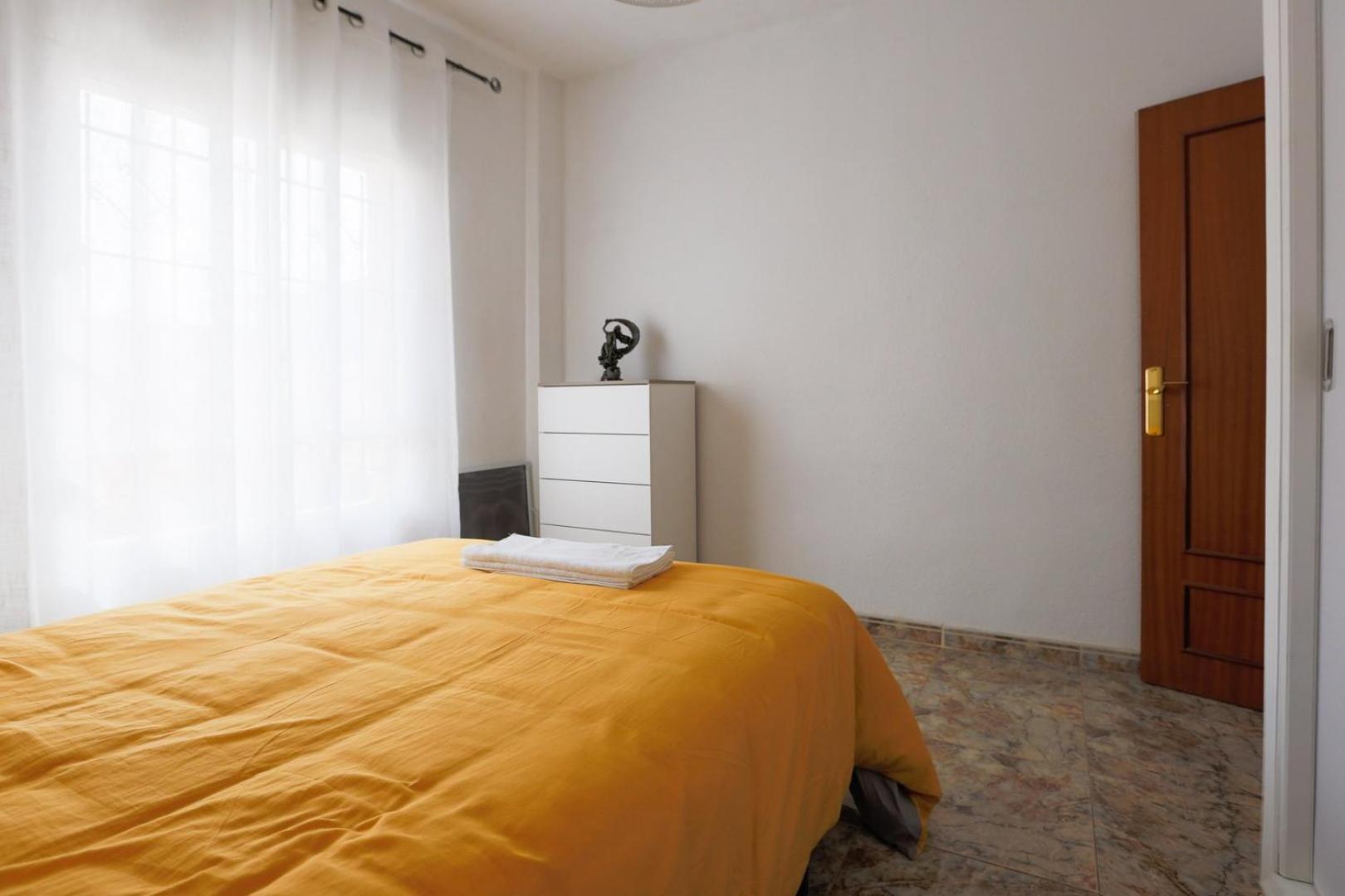 Sunny Seaside Getaway In Mar Menor *