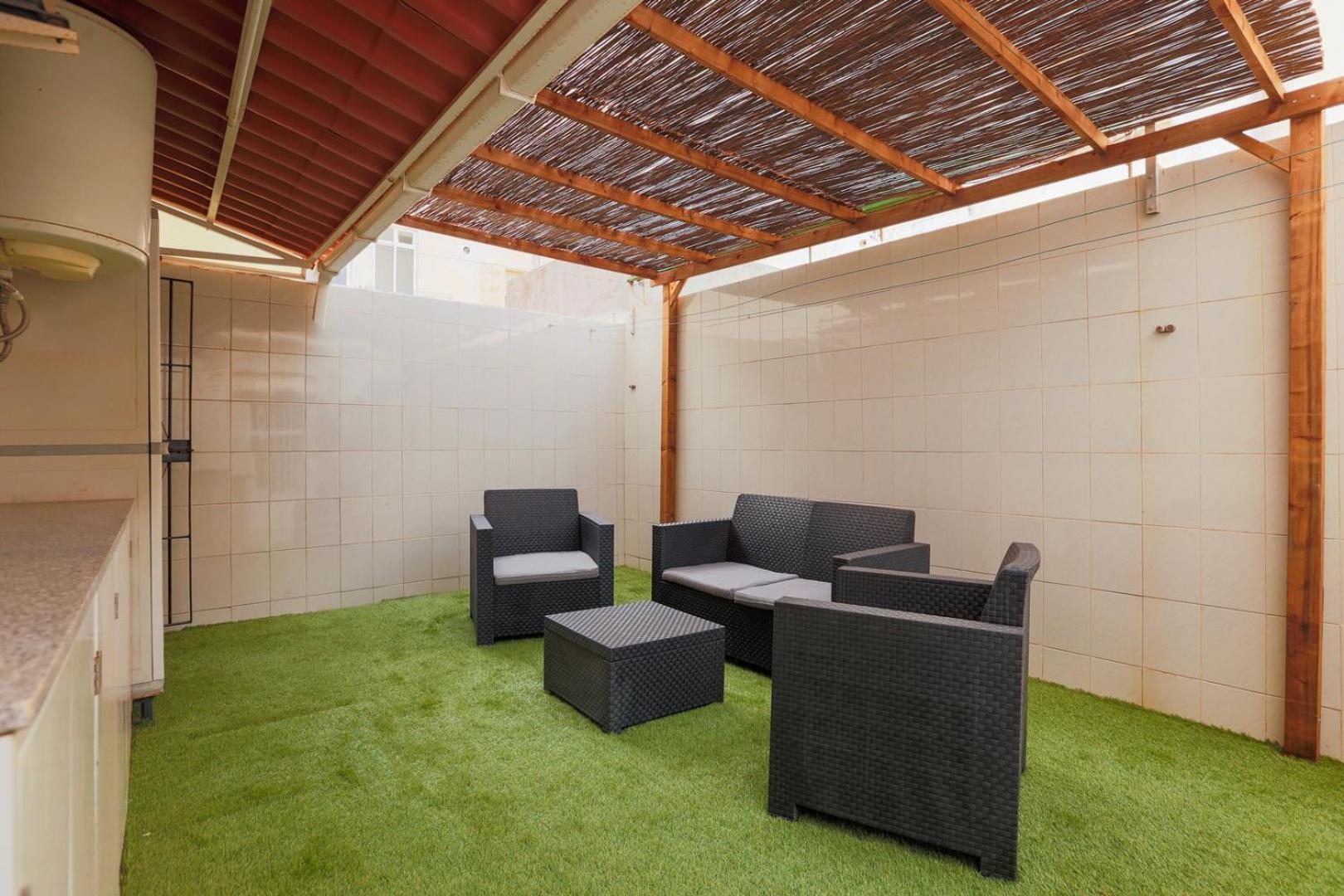 Sunny Seaside Getaway In Mar Menor *