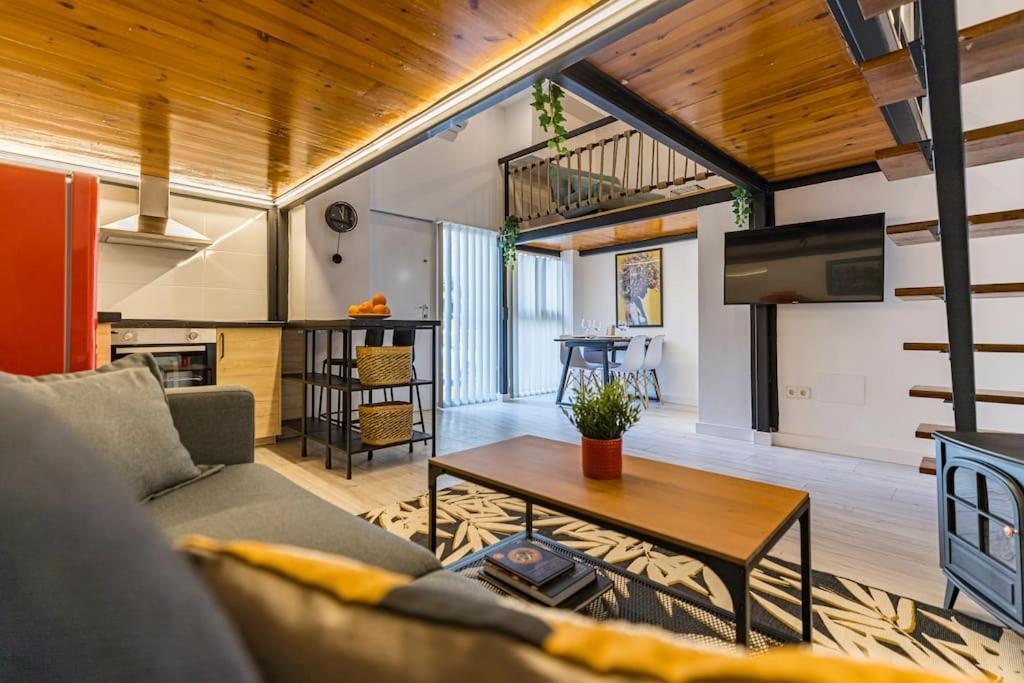 Apartamento Loft Loustau 8 *