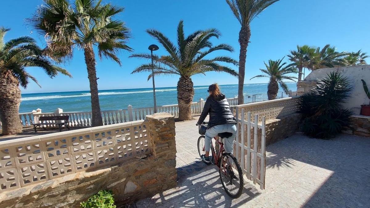 A 5 Metros Del Mar.wifi Gratis Apartamento *