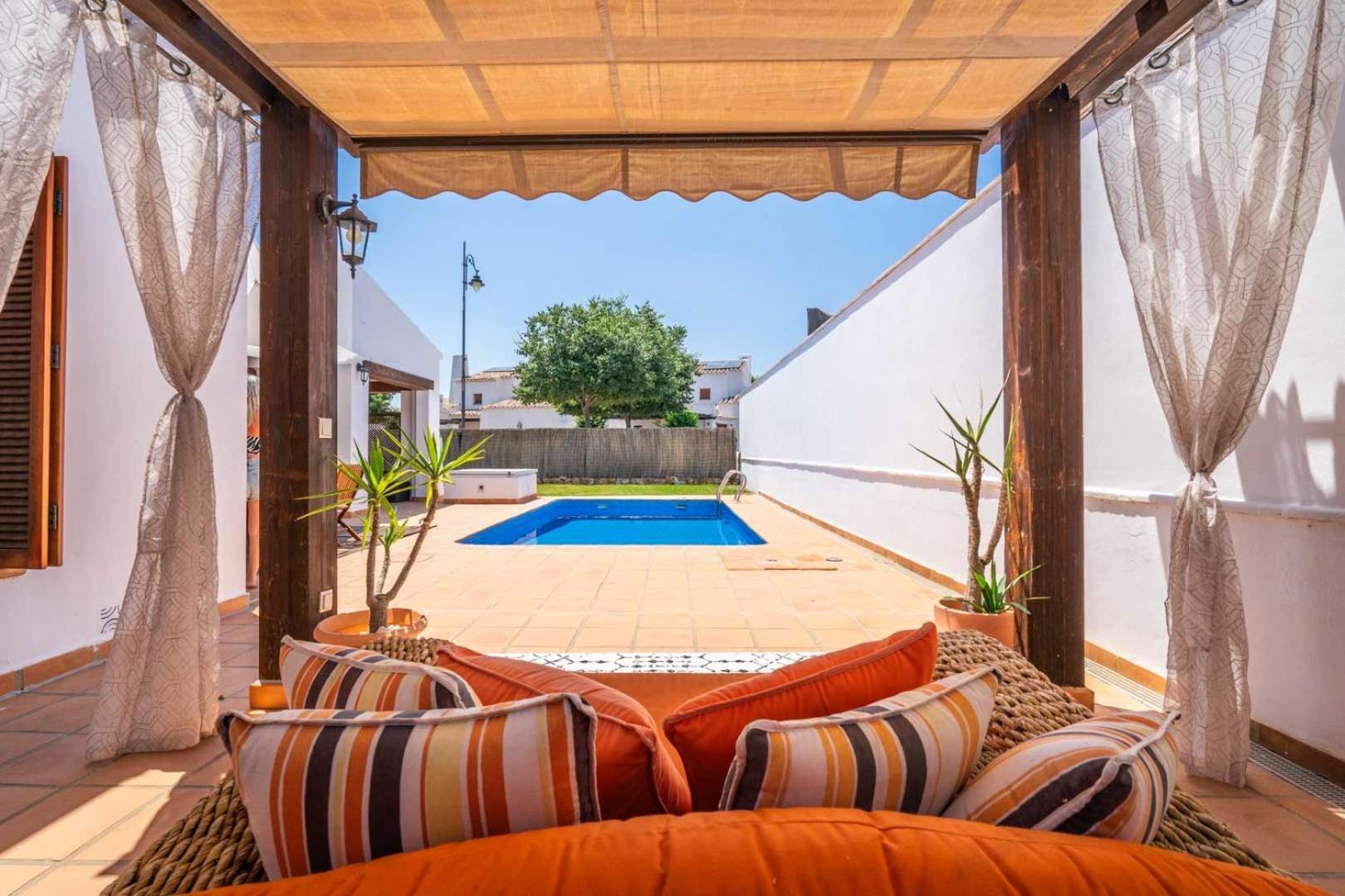 El Valle Golf - 3 Bedroom With Private Swimming Pool And Large Garden *