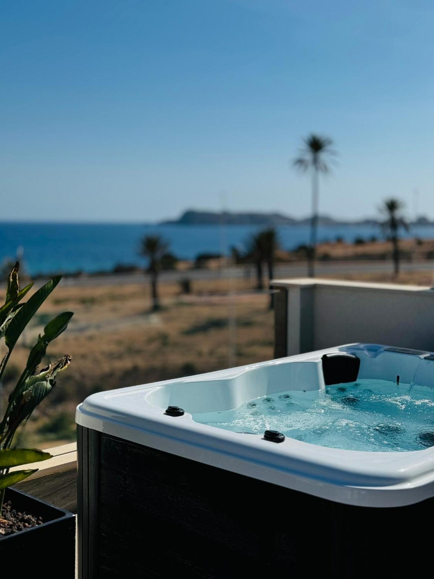 Con Solarium Costa Calida