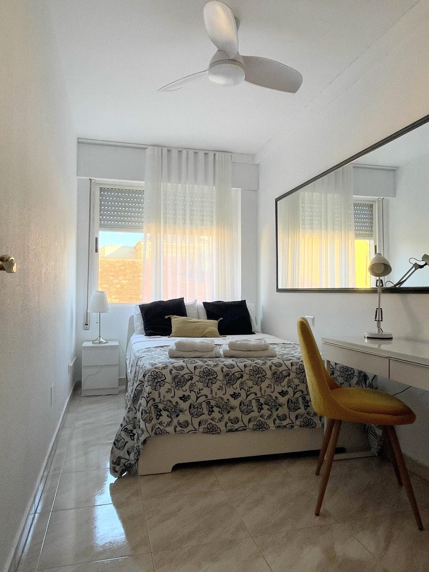Centrico Vara De Rey Apartamento *