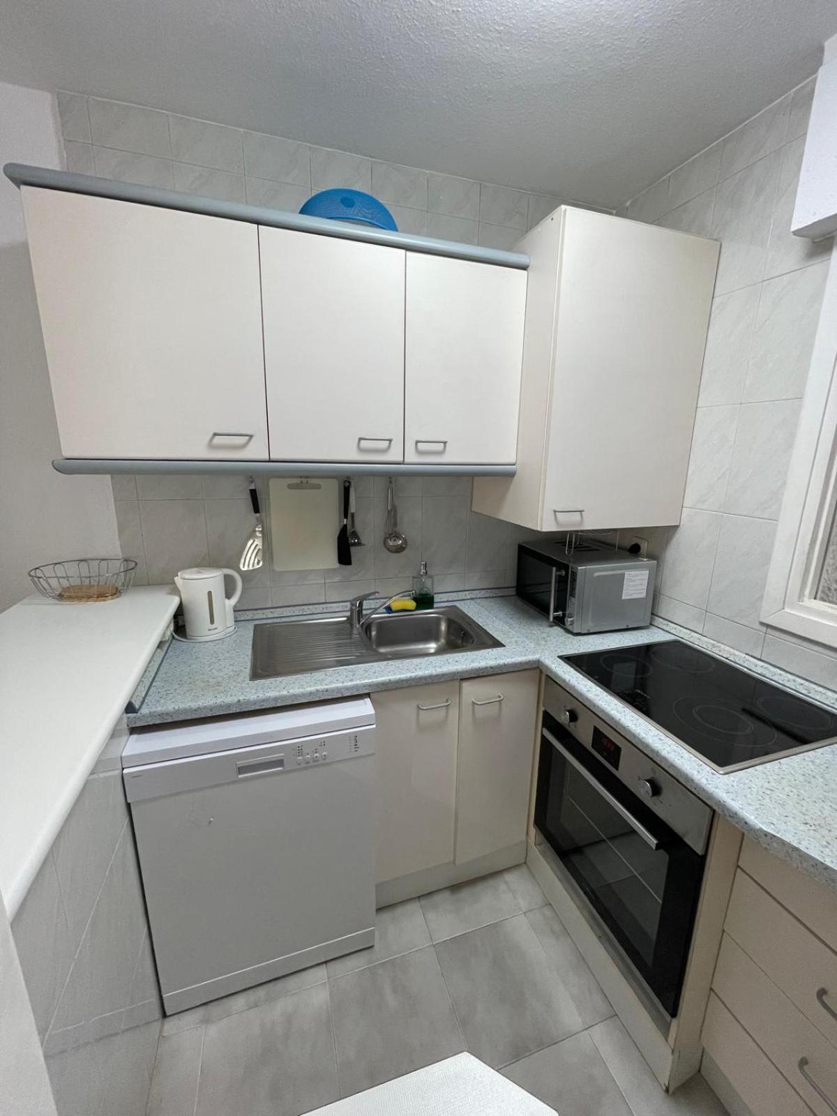 Mare - 2 Beds With Balcony, Patio And Pool And Direct Park Access Сasa de vacaciones *
