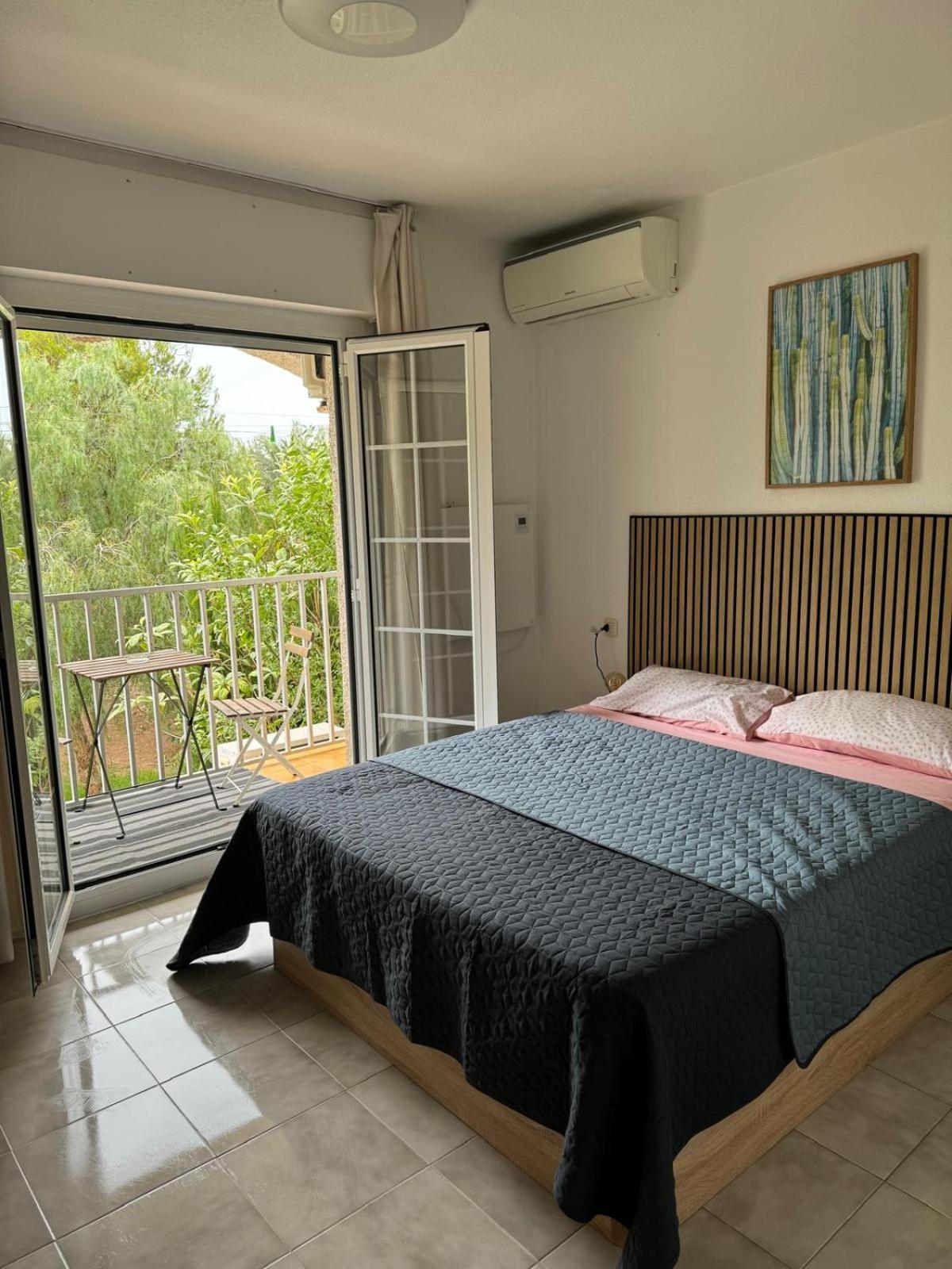 Сasa de vacaciones Mare - 2 Beds With Balcony, Patio And Pool And Direct Park Access *