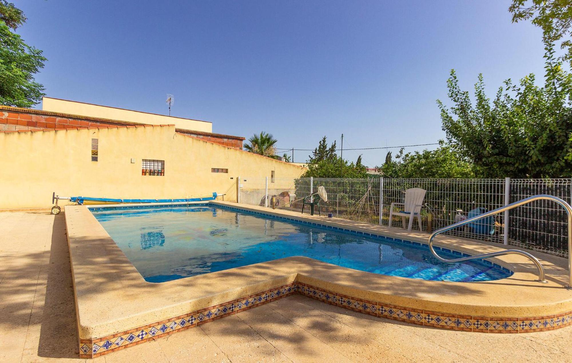 Lovely In With Swimming Pool