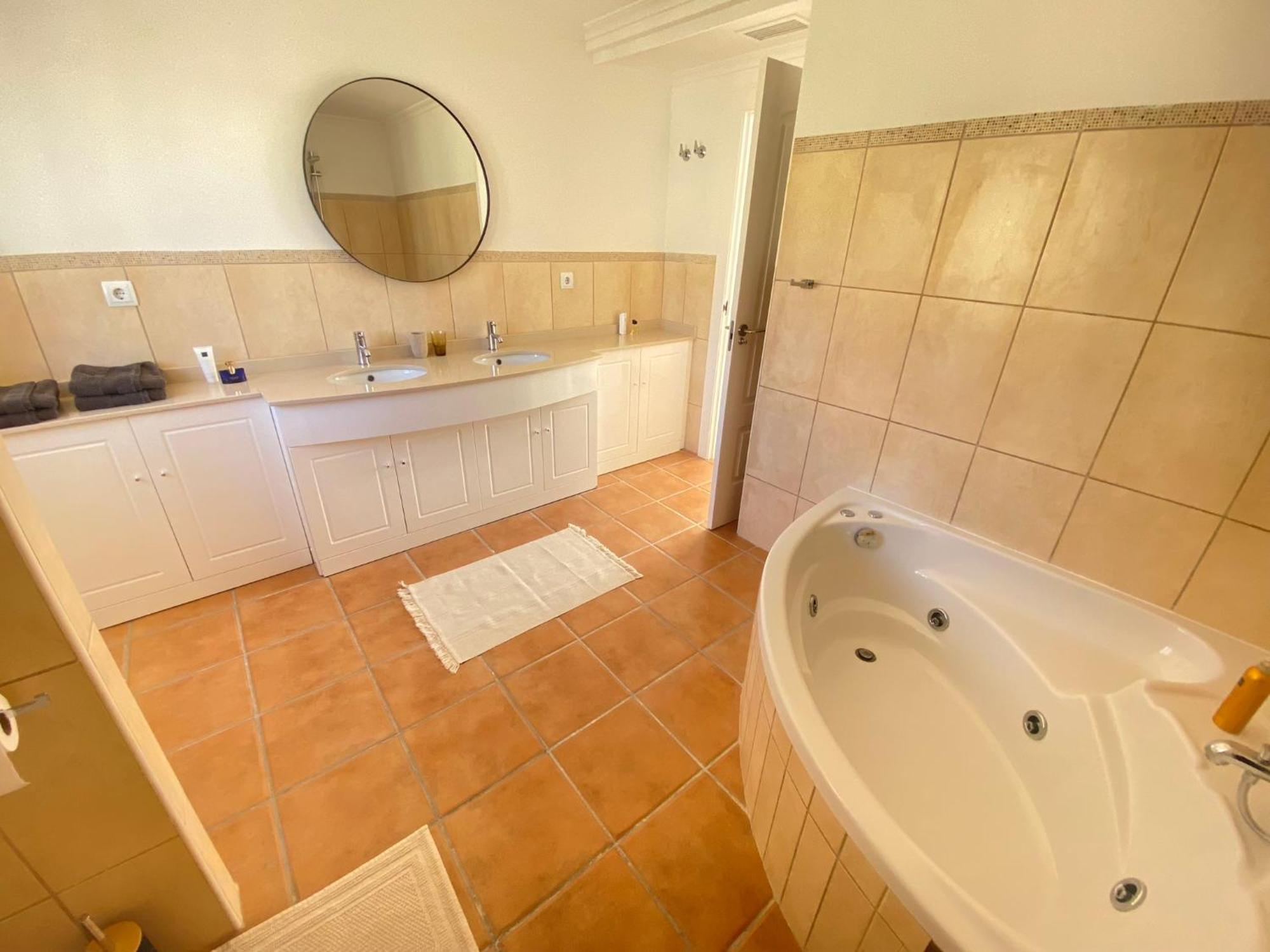 Amazing Casa Sienna, With A Shared Pool Murcia