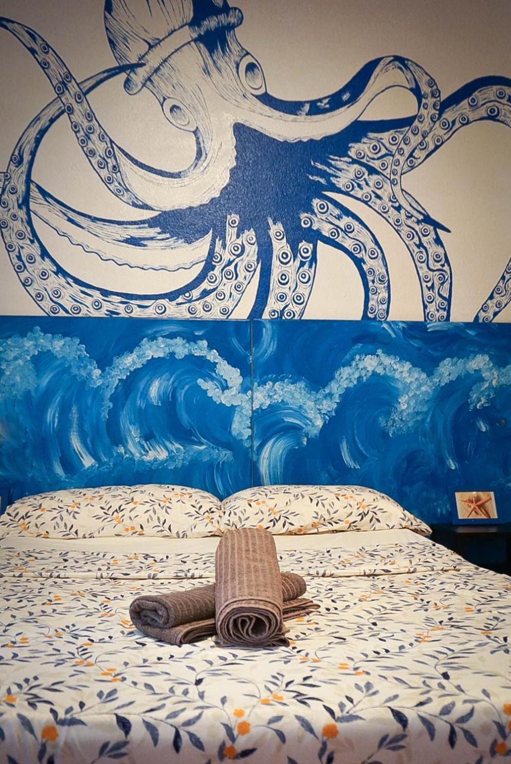 La Casa Hostal