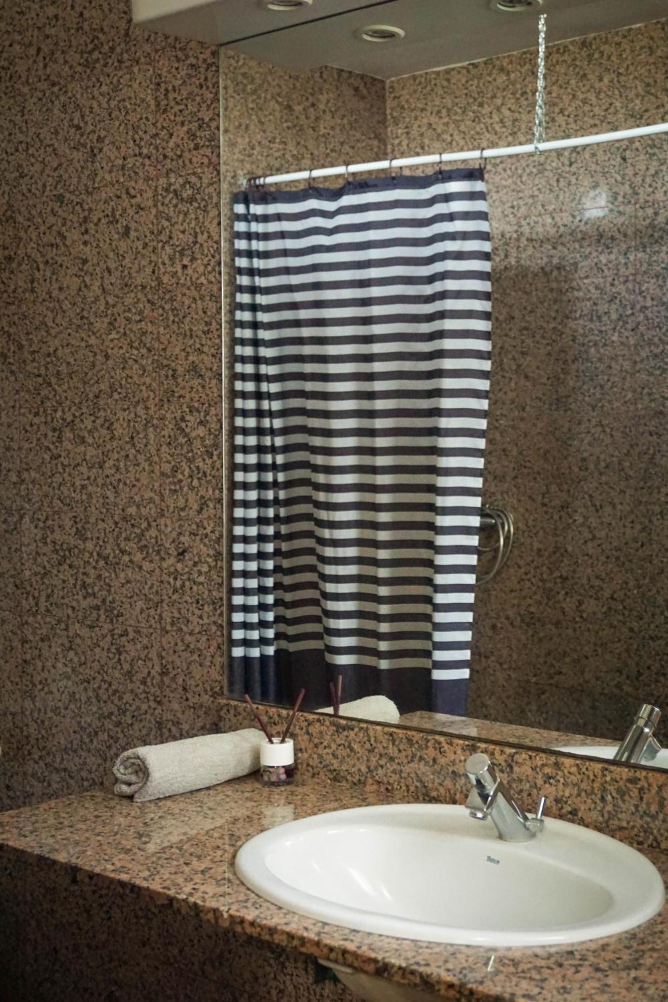 La Casa Hostal