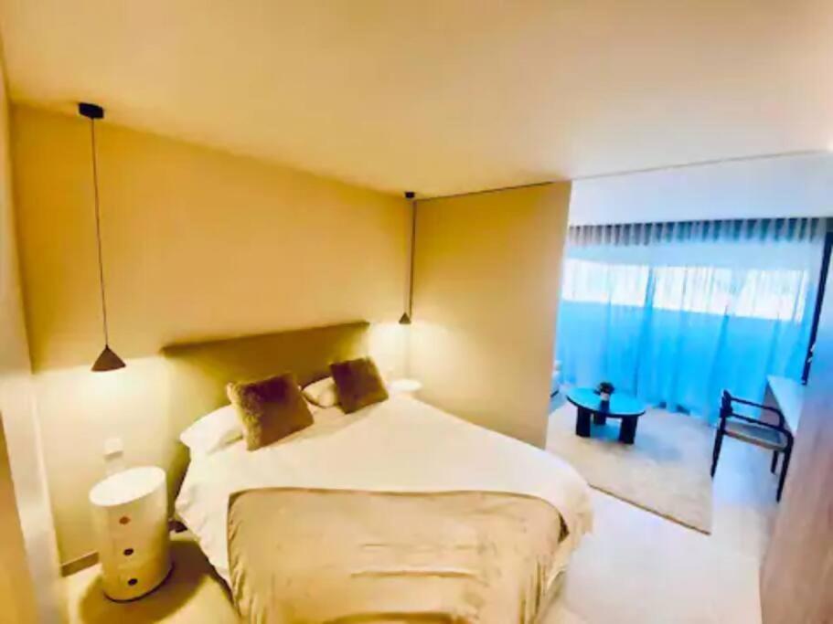 Apartamento Y Piscina Junto A La Murcia