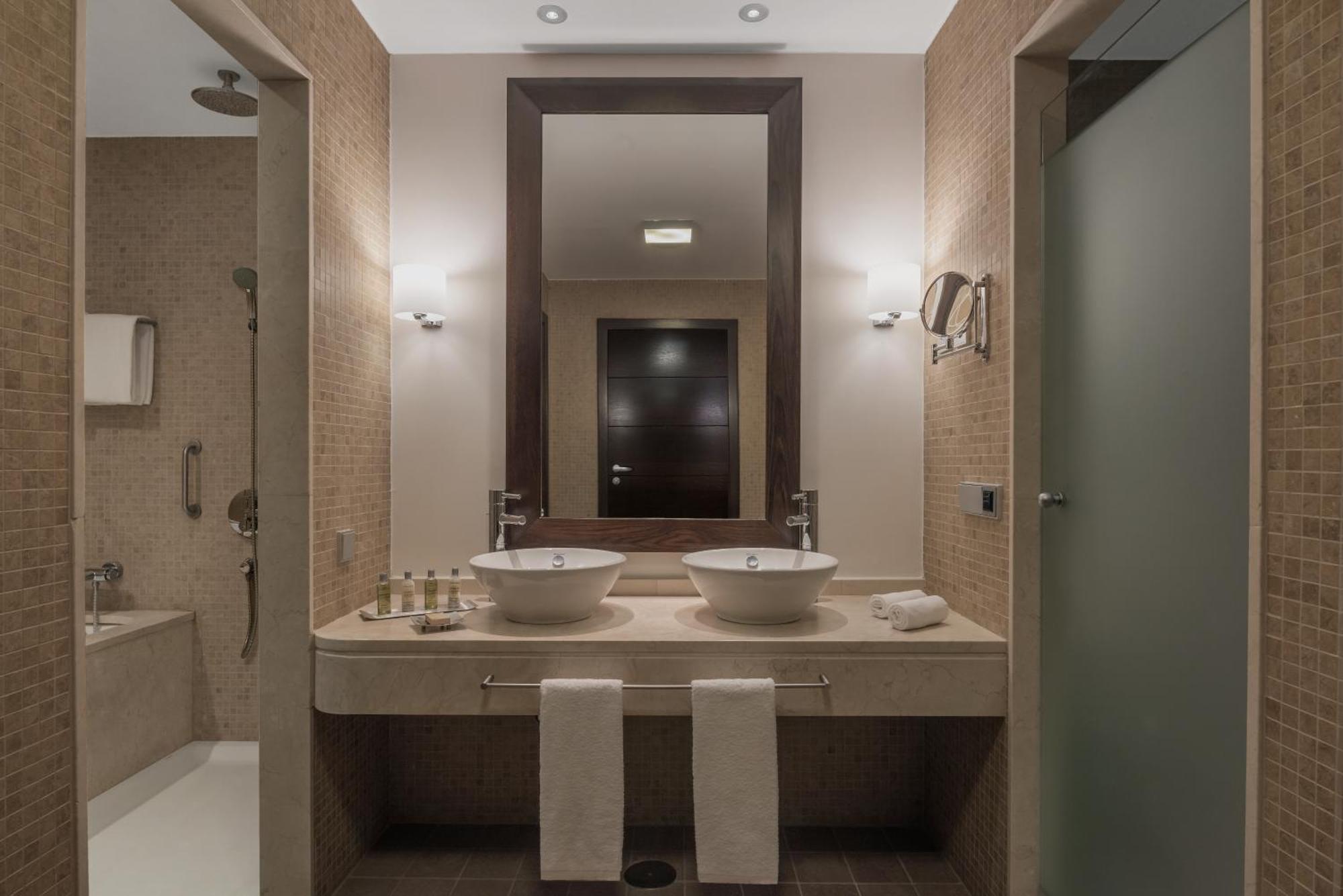 Doubletree By Hilton La Torre Golf 5*
