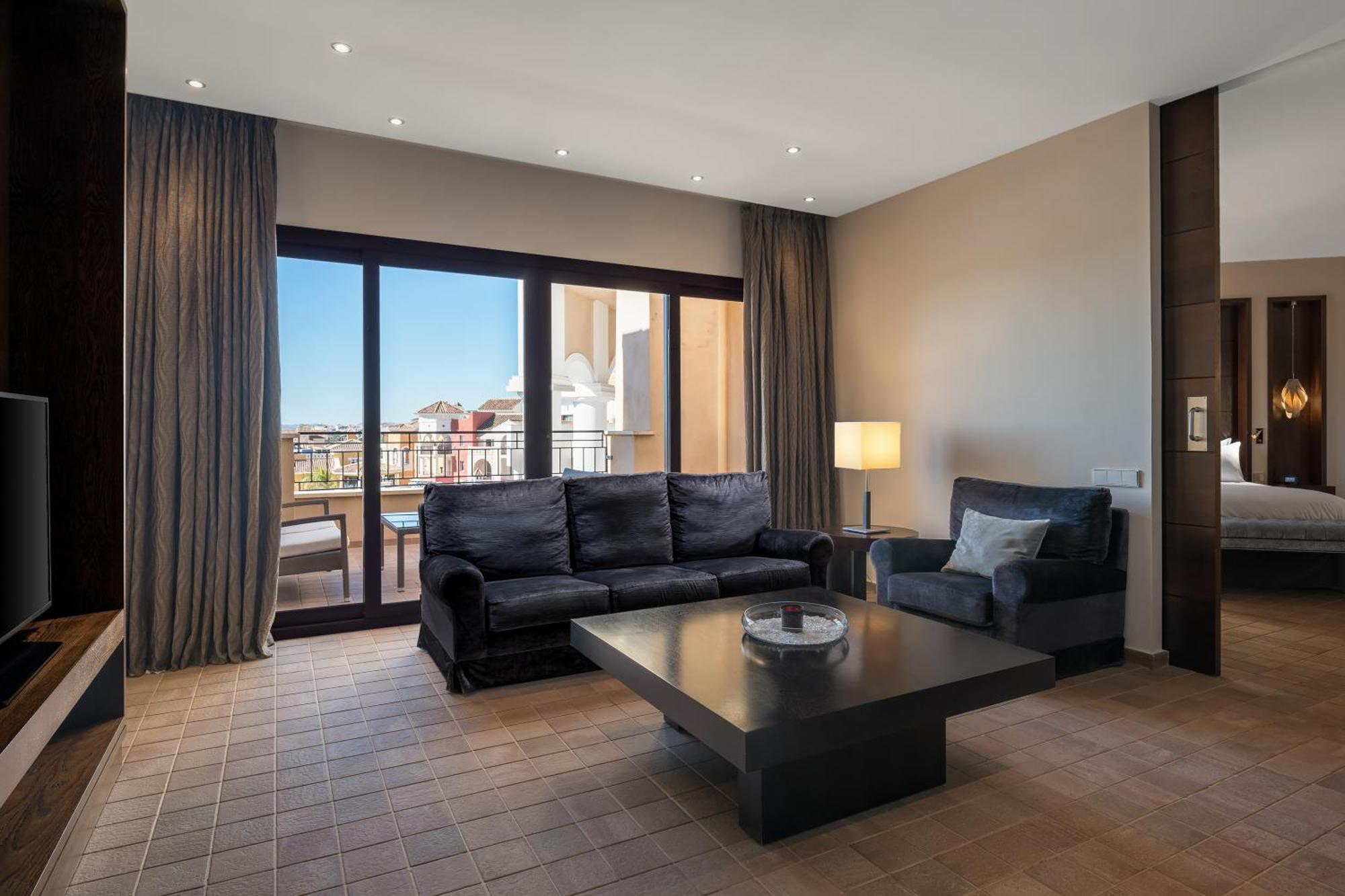 Doubletree By Hilton La Torre Golf Resort 5*