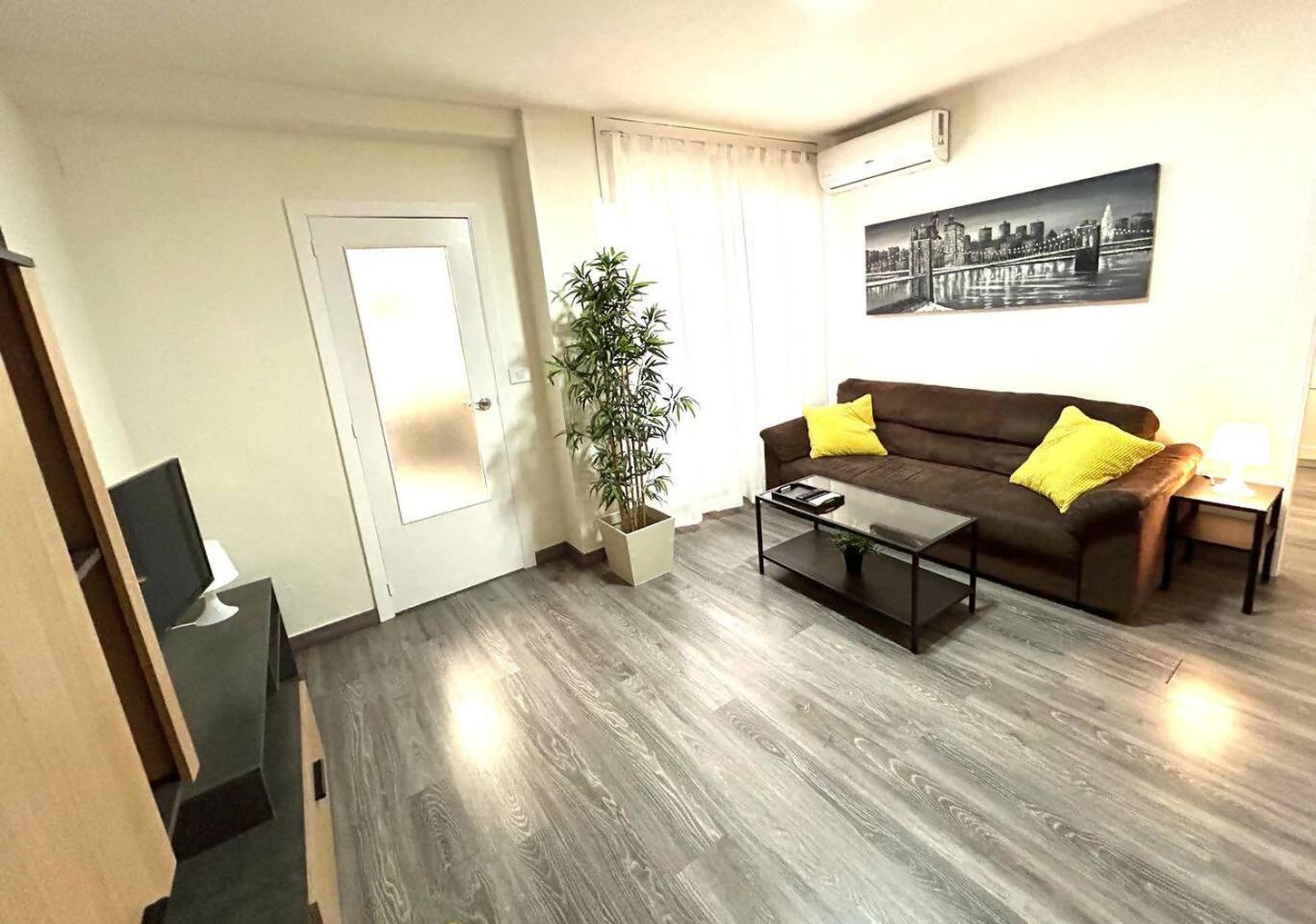 Acogedor En Pleno Corazón De Apartamento *