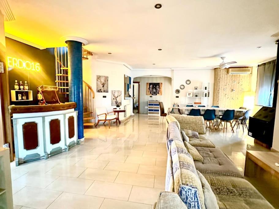 Holiday home A 4km De Con Piscina Y Caliente *