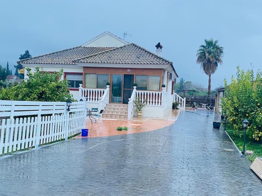 Holiday home A 4km De Con Piscina Y Caliente *