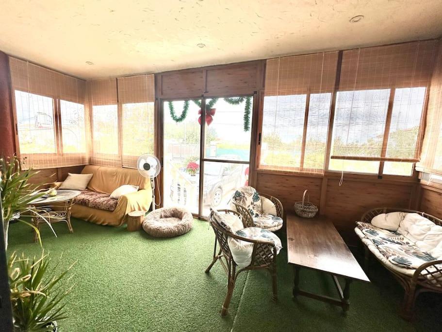 A 4km De Con Piscina Y Caliente Holiday home