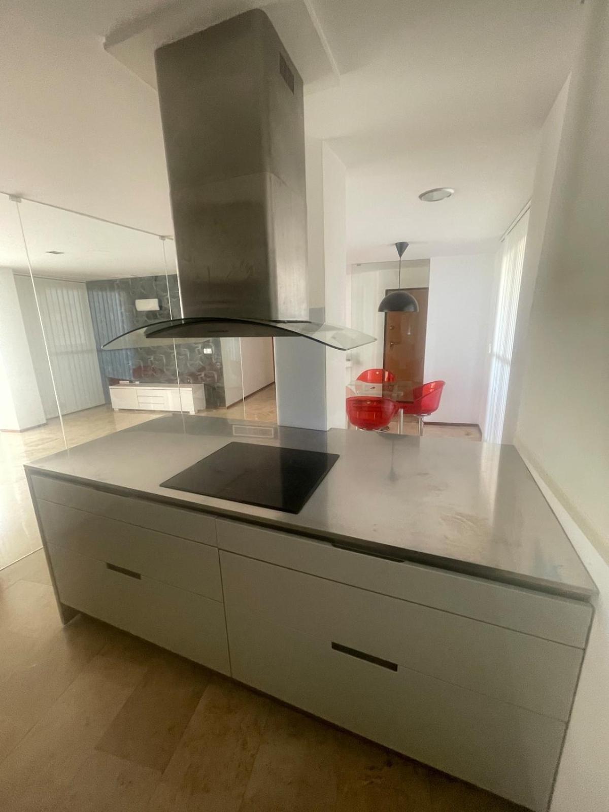 Estupendo Atico Apartamento *