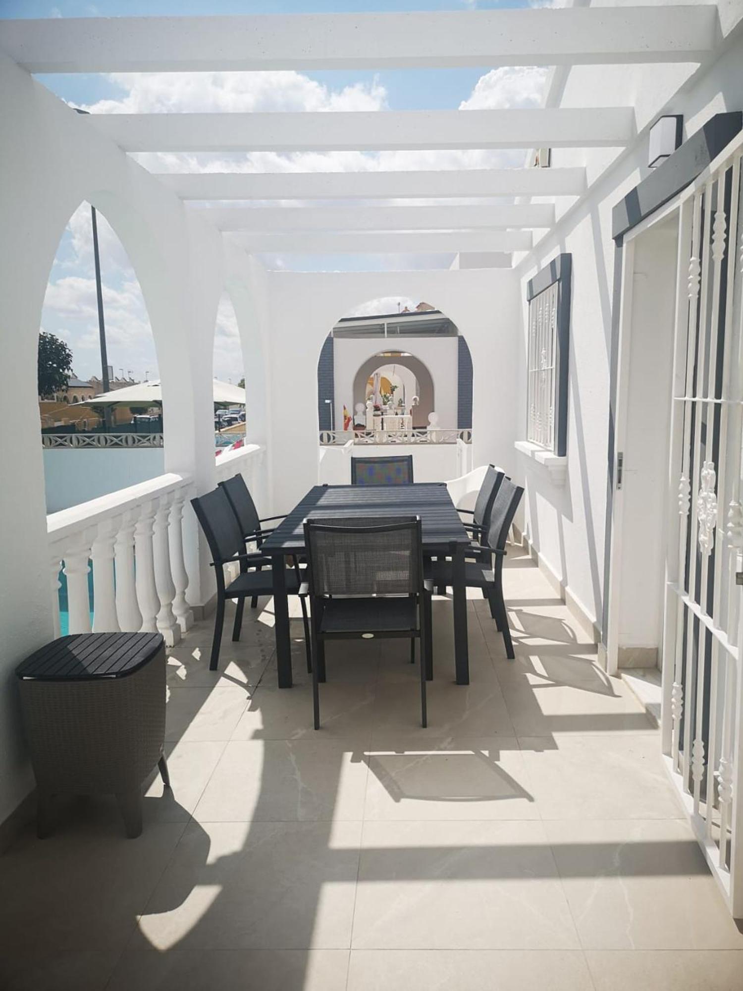 La E Bella With Private Pool Bbq