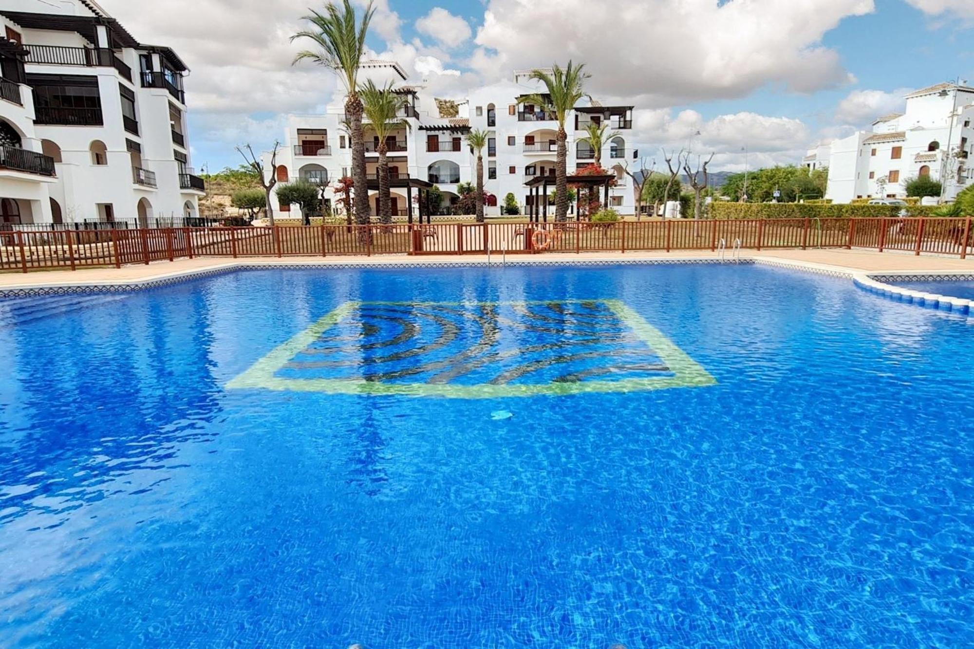 Spacious With Pool In The Heart Of 128 M² Murcia