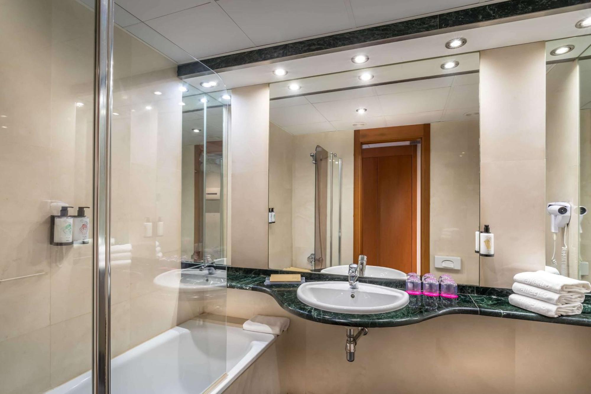 Hotel Allegro Azarbe 4*