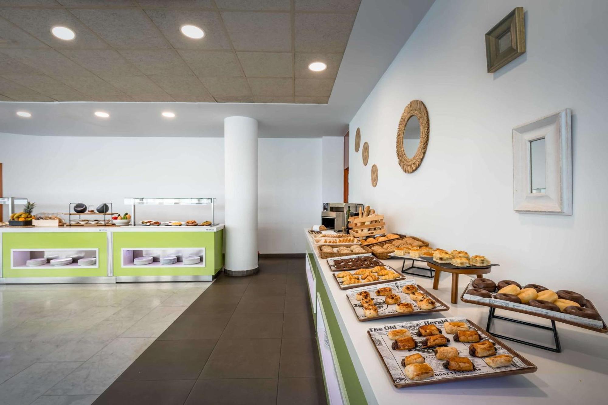Hotel Allegro Azarbe