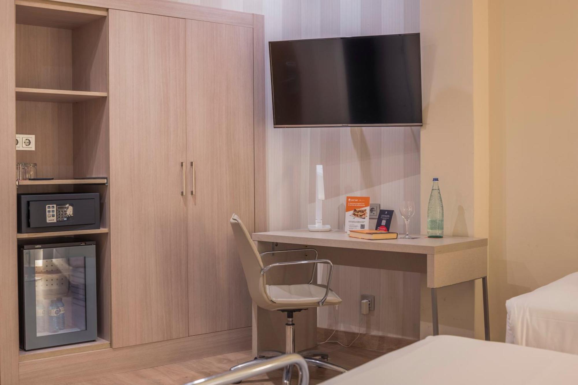 Hotel Hesperia Centro 3*