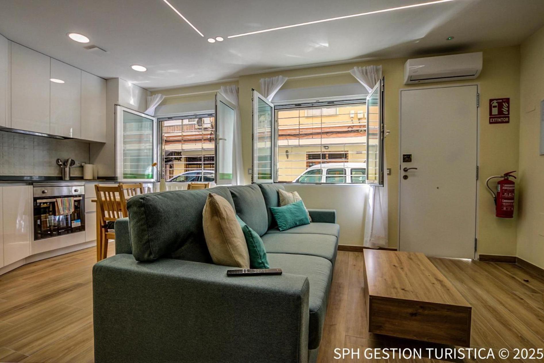Apartamento Leo Centro Ciudad Con Garaje Privado *