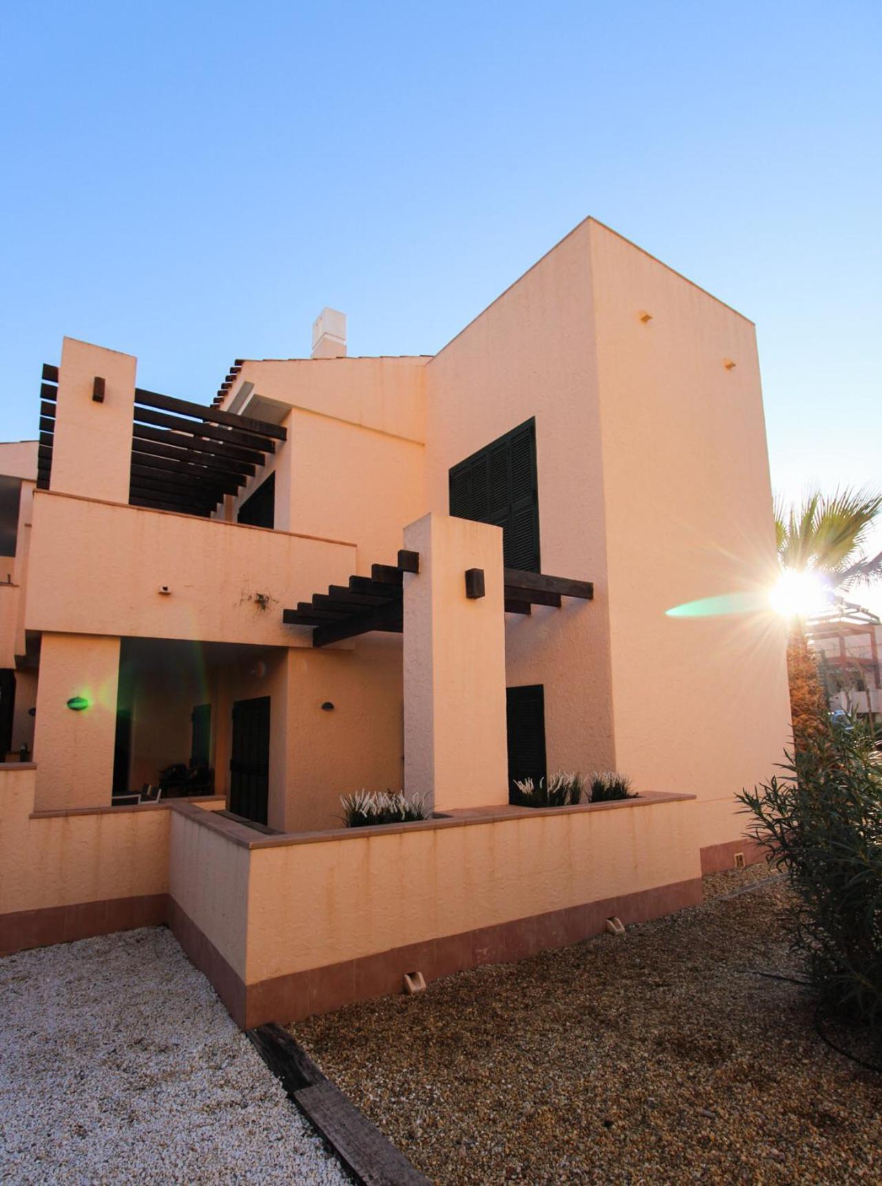 Quite & Relaxing Private For 2-6 Pers - Golf & Pool -