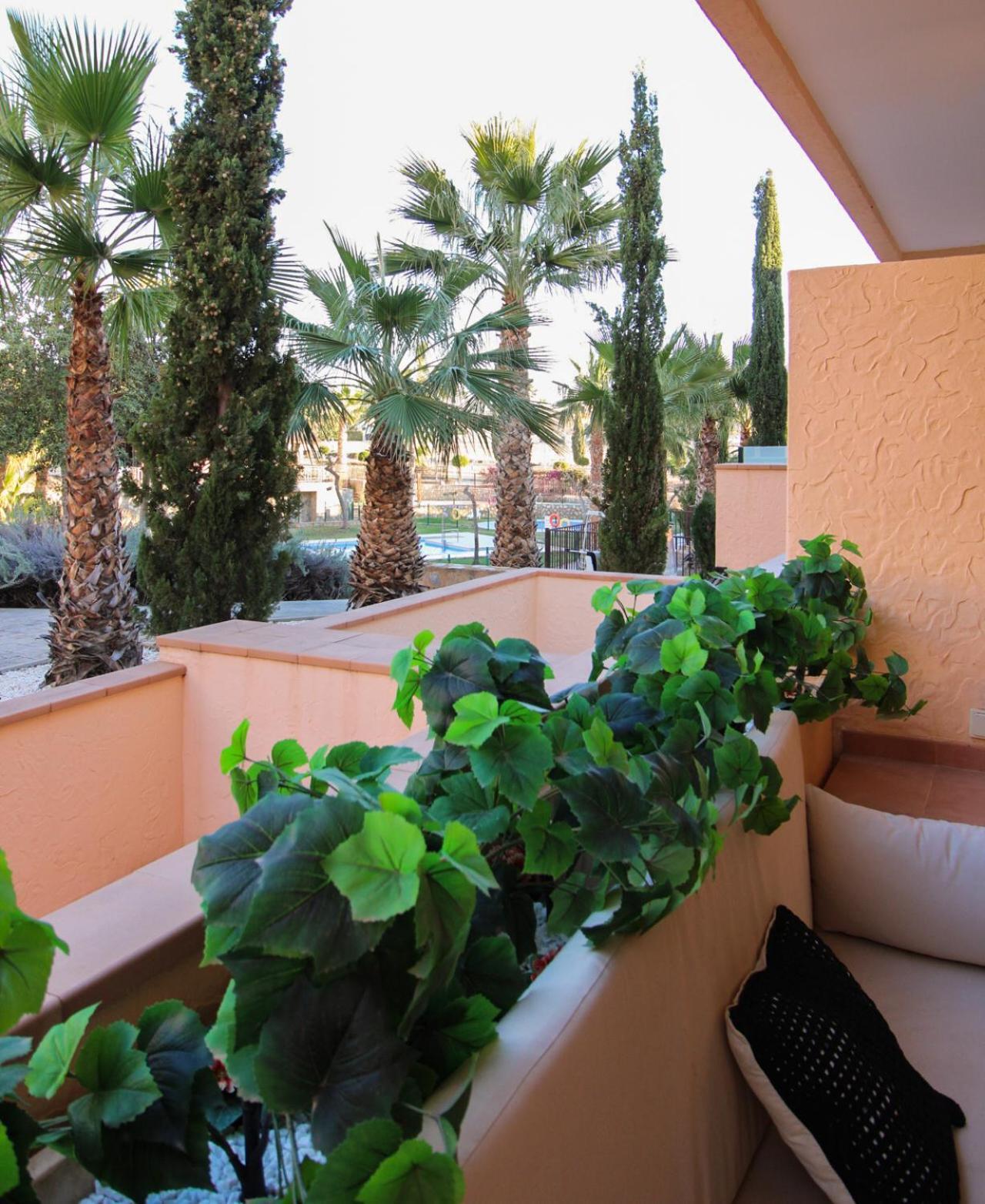 Apartamento Quite & Relaxing Private For 2-6 Pers - Golf & Pool -