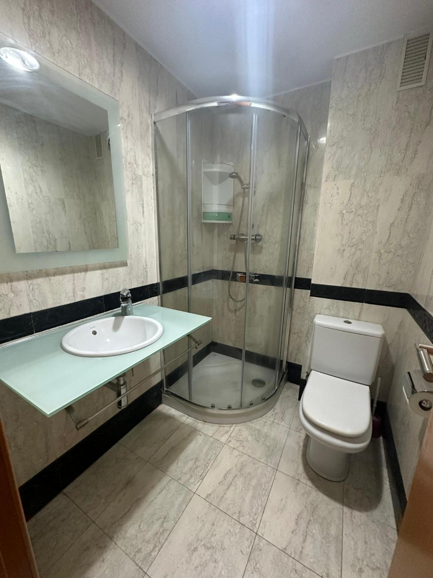 Apartamento Piso Espacioso 3 2 Banos *