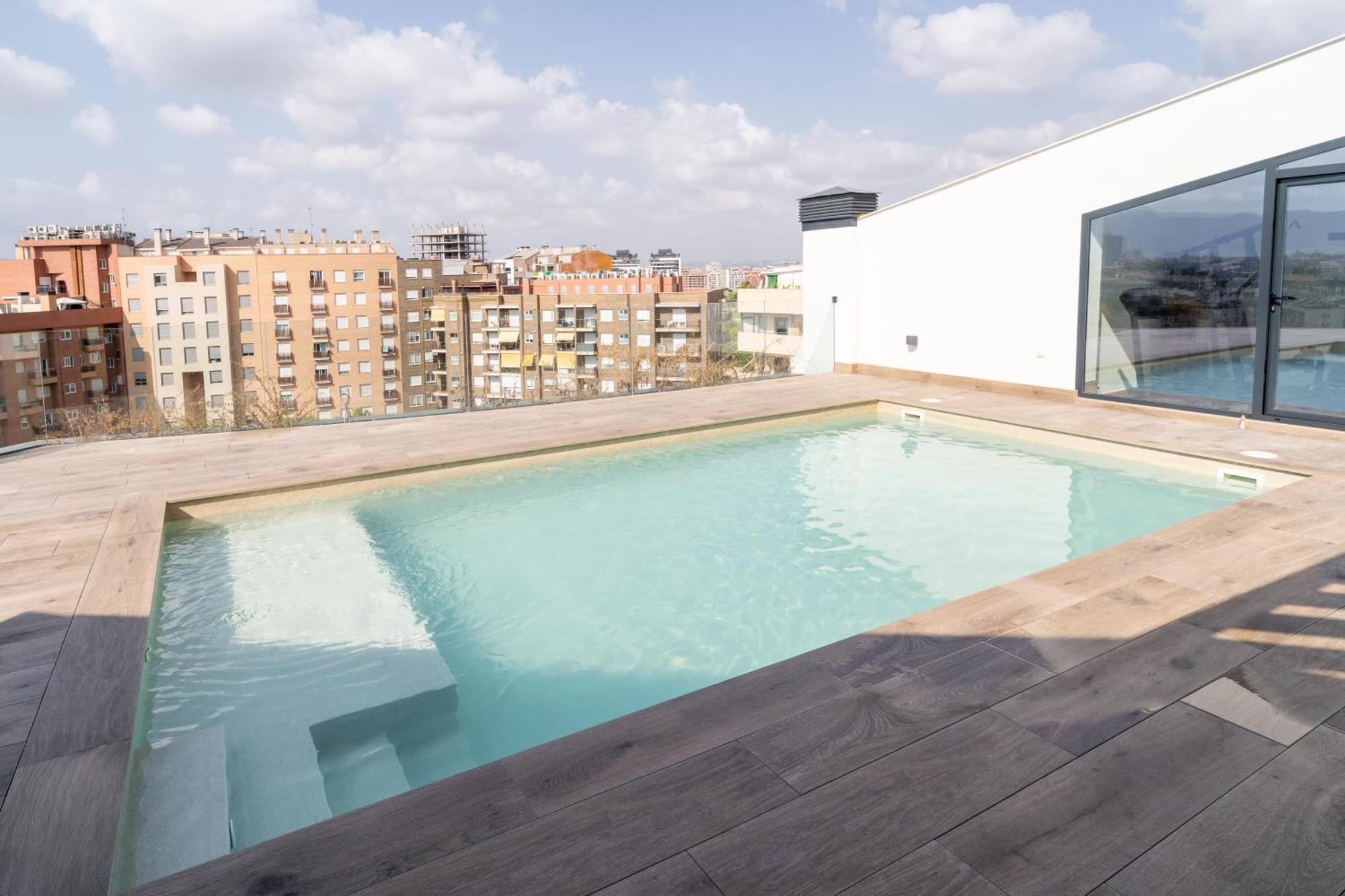 De Diseno Con Piscina Y Gimnasio By Elconserje Apartment