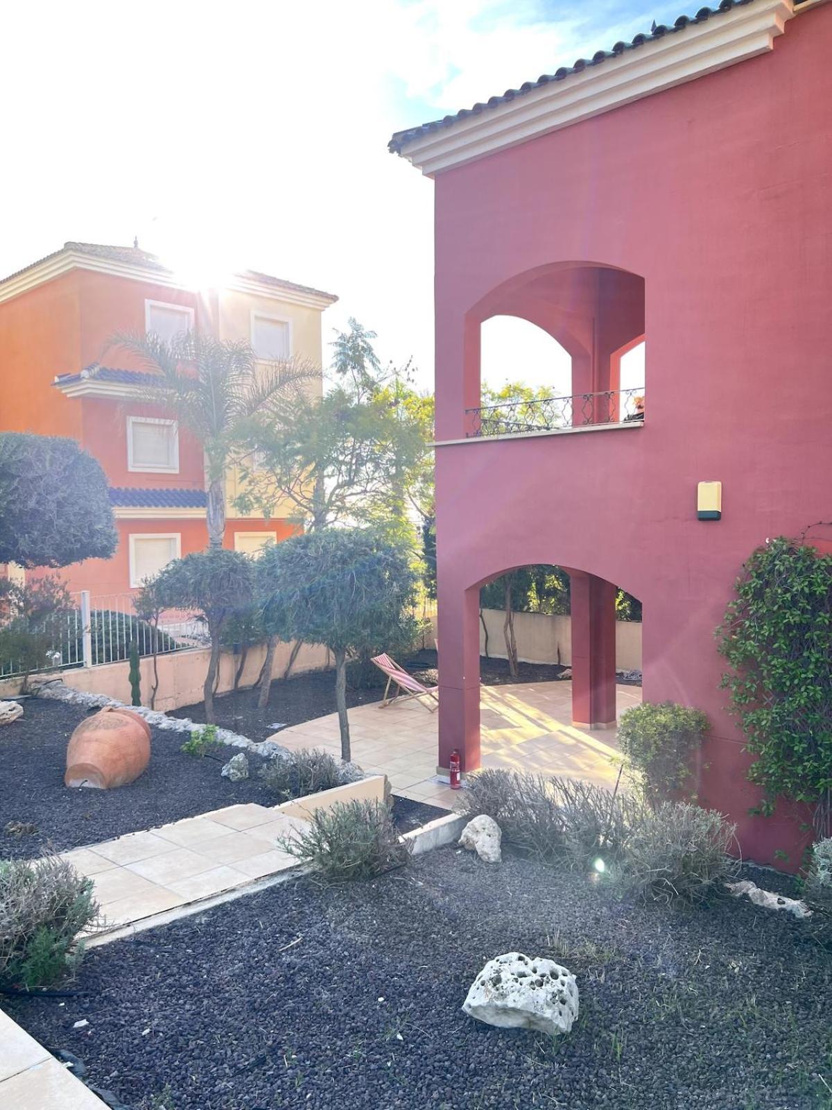 Planta Baja Con Gran Terraza Y Jardin Altaona Golf Apartamento *
