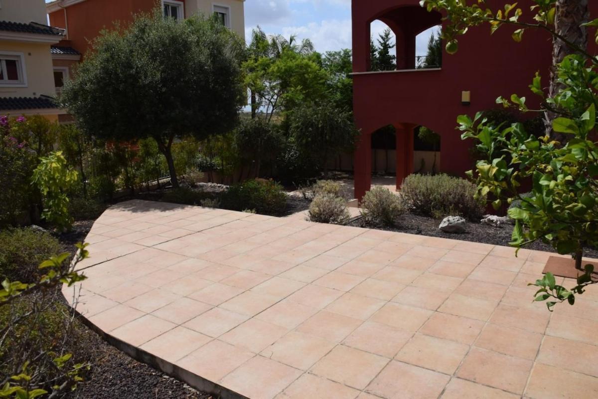 Planta Baja Con Gran Terraza Y Jardin Altaona Golf *