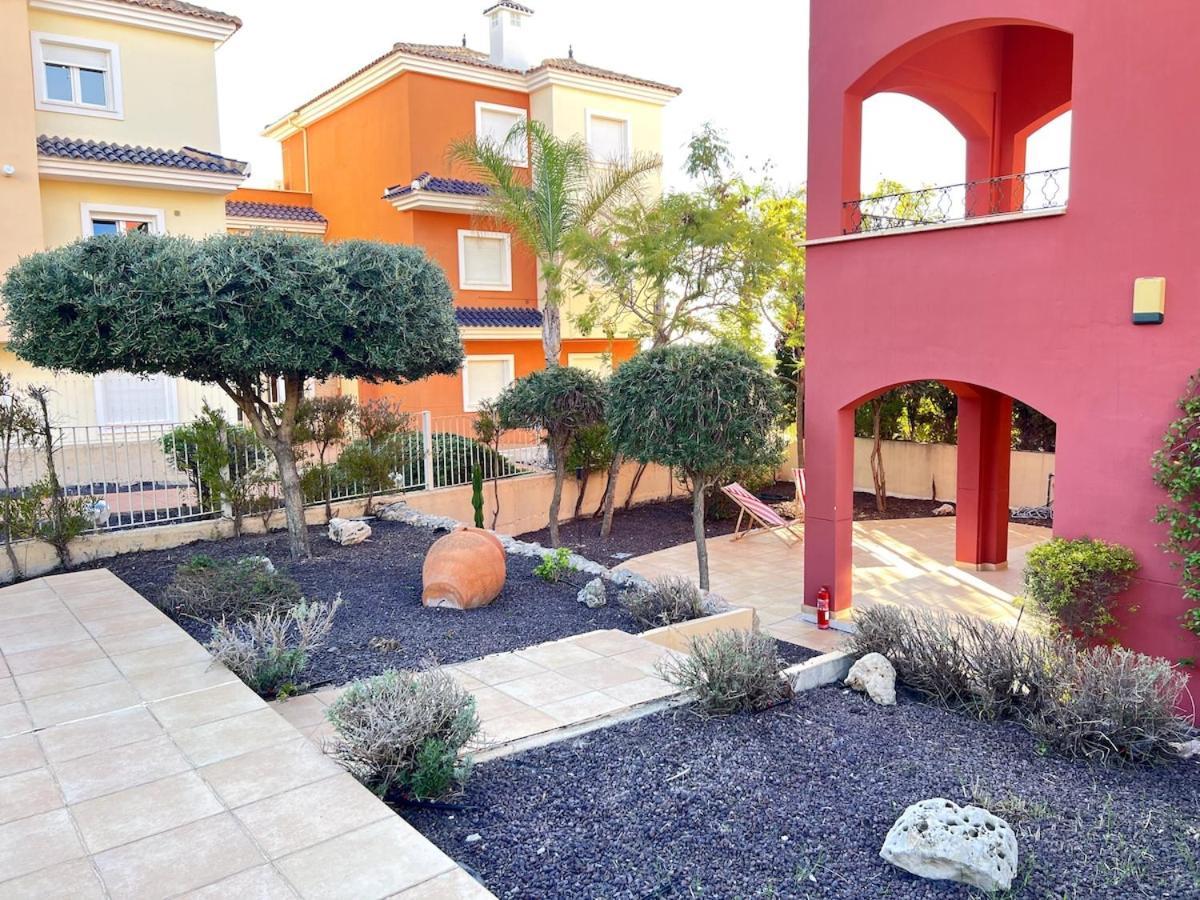 Apartamento Planta Baja Con Gran Terraza Y Jardin Altaona Golf