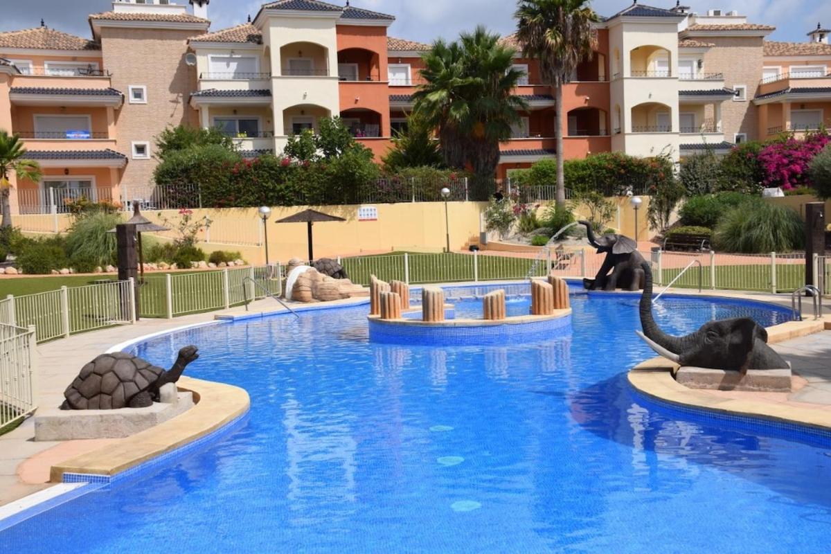 Planta Baja Con Gran Terraza Y Jardin Altaona Golf Apartamento *