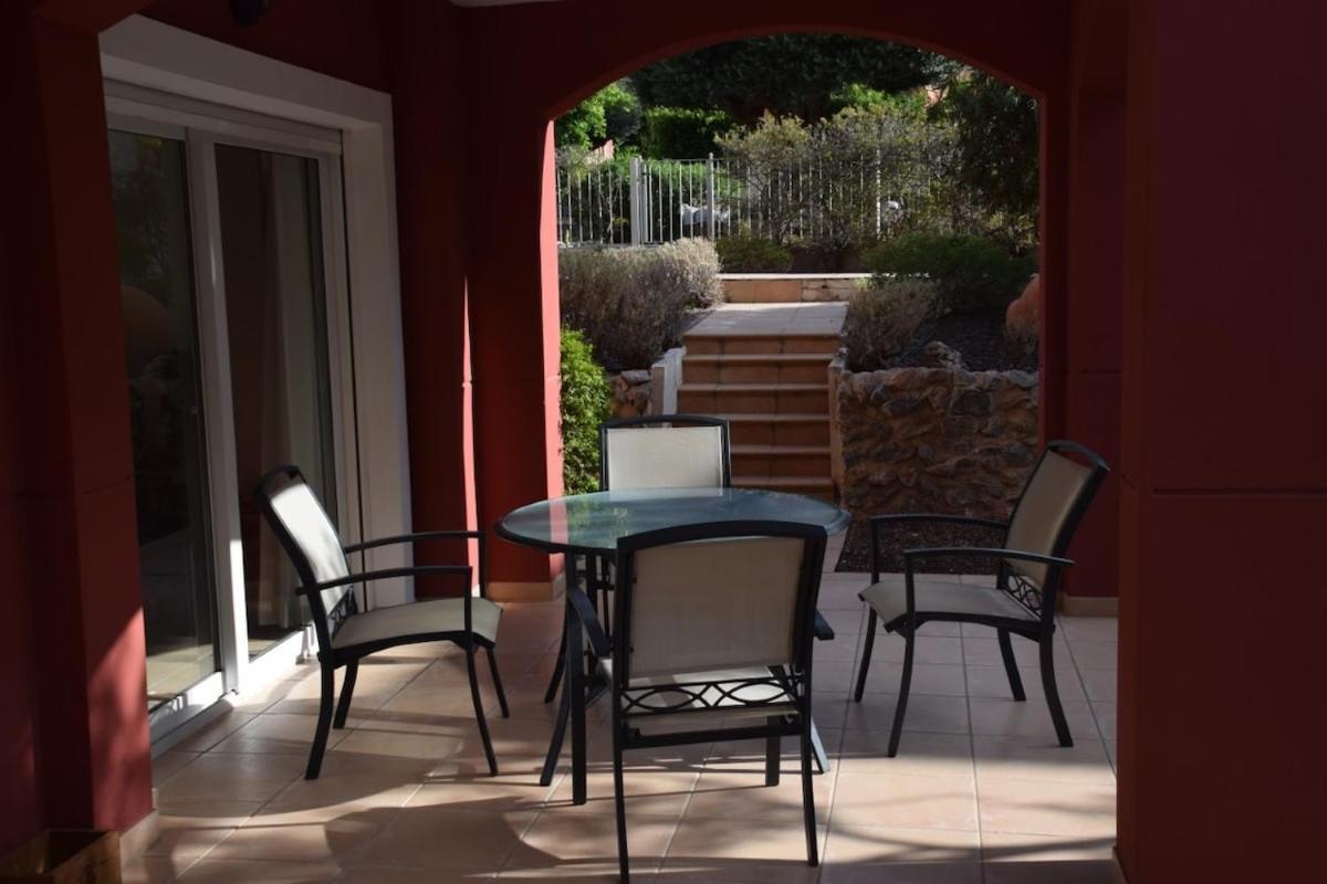 Planta Baja Con Gran Terraza Y Jardin Altaona Golf Apartamento