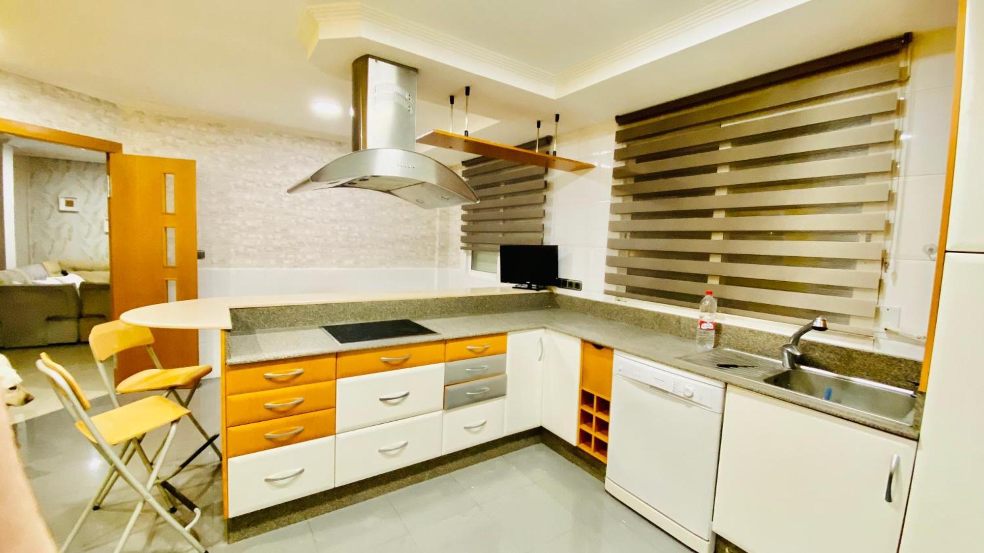 Holiday home A 4km De Con Piscina Y Caliente