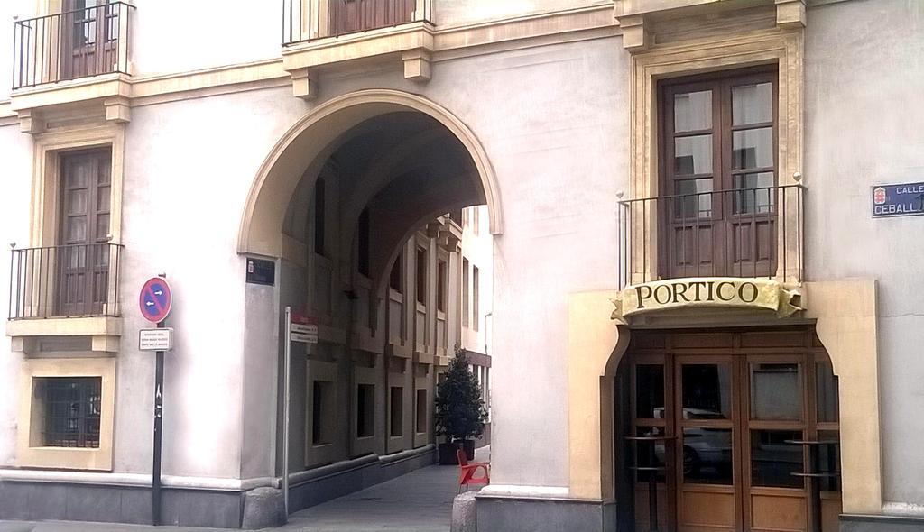 Arco De San Juan Hotel 3*