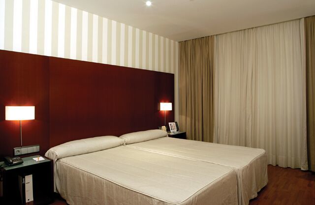 Hotel Rh Centro 3*