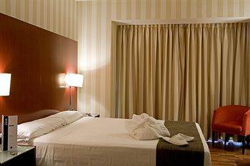 Rh Centro Hotel