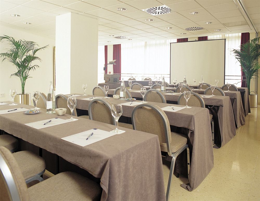 Hotel Hesperia Centro 3*