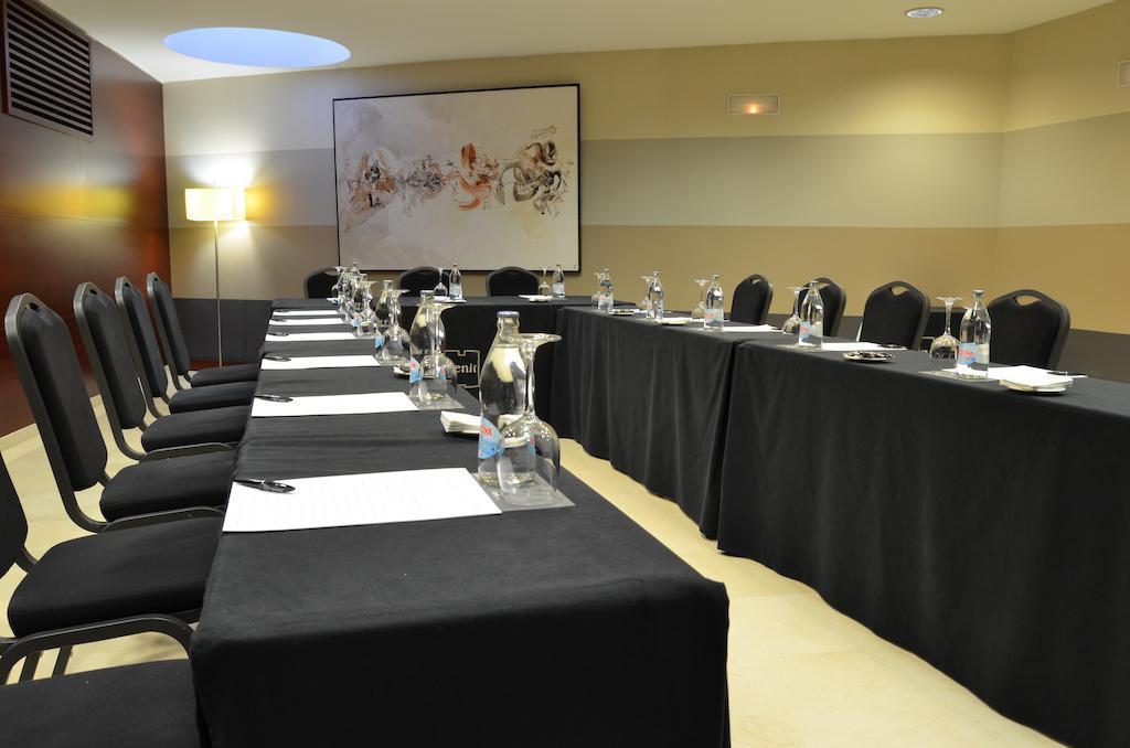 Hotel Rh Centro 3*