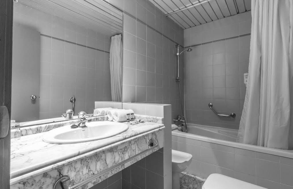 Hotel Arco De San Juan 3*