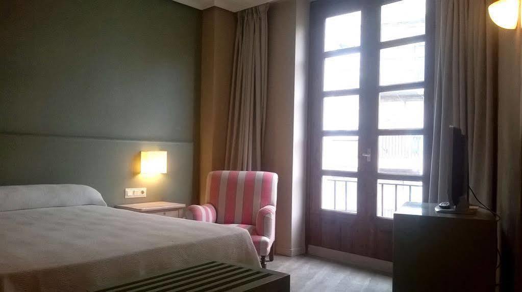 Hotel Arco De San Juan