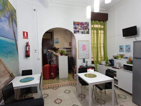 Hostal The Cathedral *