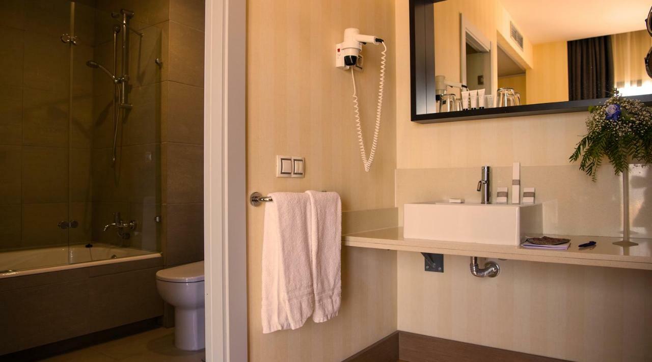Mossaic Alcazares Hotel